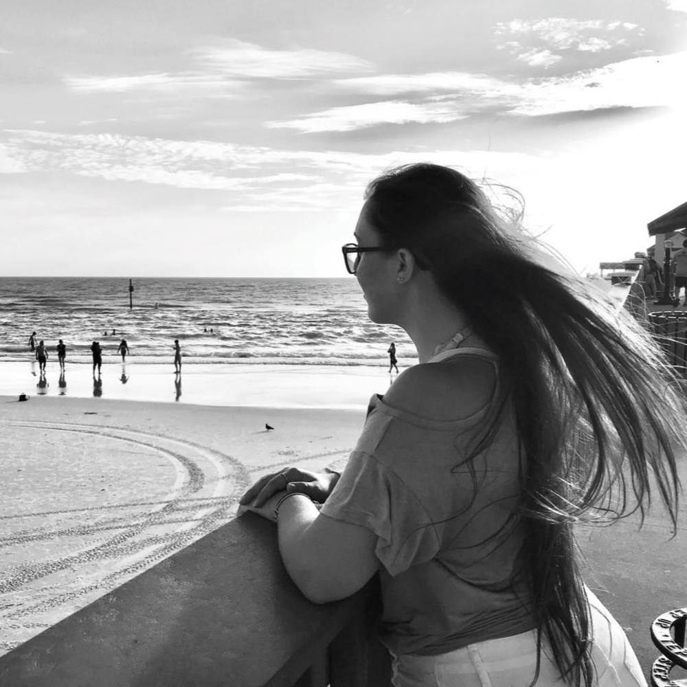 Meet your Posher, Lauren